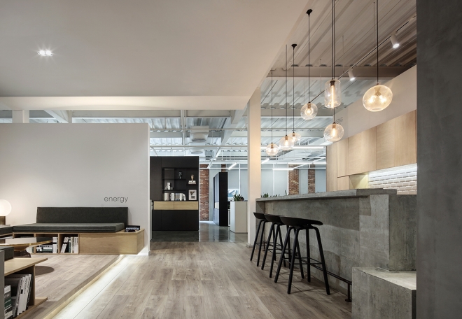 The Growing Box / 宏昌建设办公室