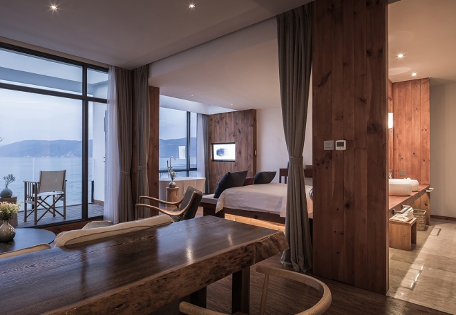 Where Edges Dissolve / 洱海无舍民宿酒店