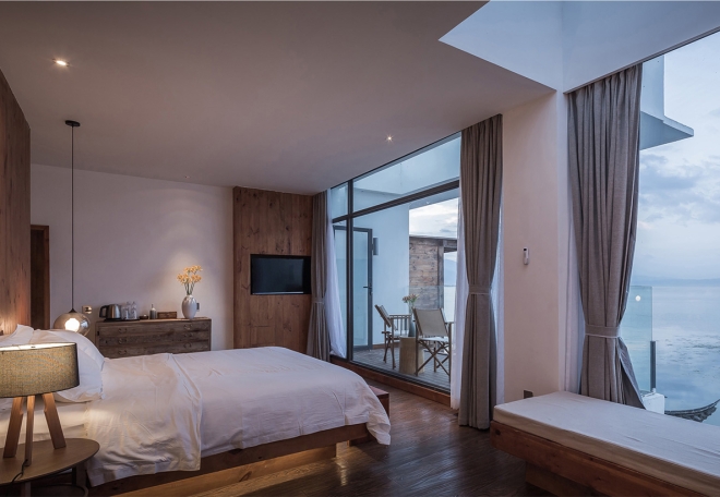 Where Edges Dissolve / 洱海无舍民宿酒店