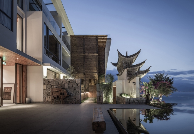 Where Edges Dissolve / 洱海无舍民宿酒店