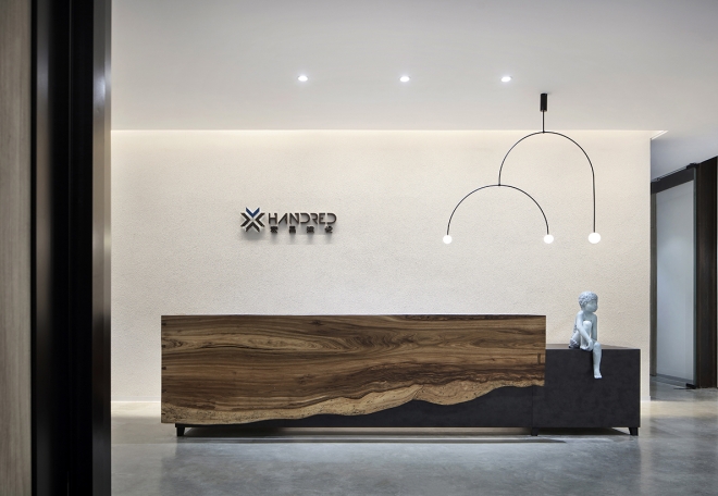 The Growing Box / 宏昌建设办公室