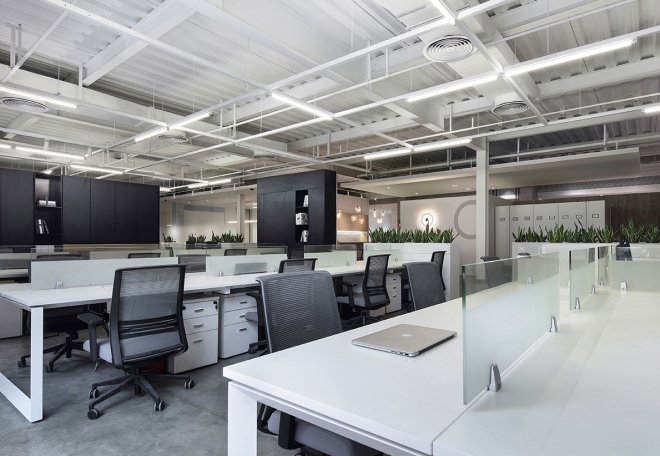 The Growing Box / 宏昌建设办公室