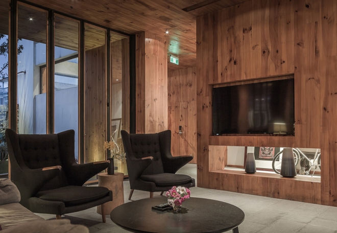 Where Edges Dissolve / 洱海无舍民宿酒店