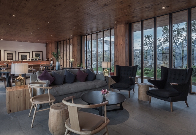 Where Edges Dissolve / 洱海无舍民宿酒店